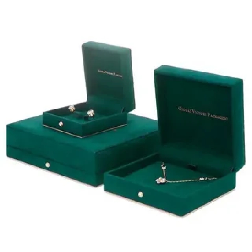 Wholesale Custom Jewelry Packaging with Logo USA | Shop Now