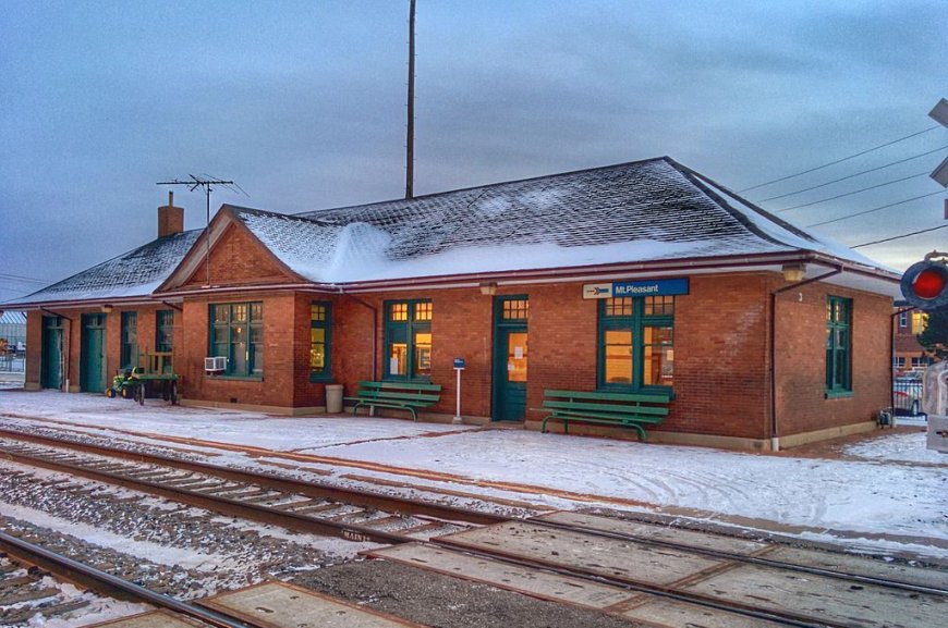 Rolling Through the Heartland: A Deep Dive into Amtrak Stations in Iowa